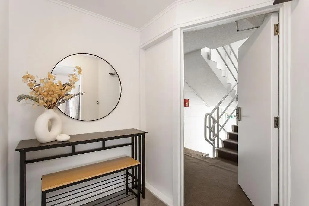 Location Cbd Close To Hospital And Hagley Park With Free Parking Christchurch 0*,  New Zealand