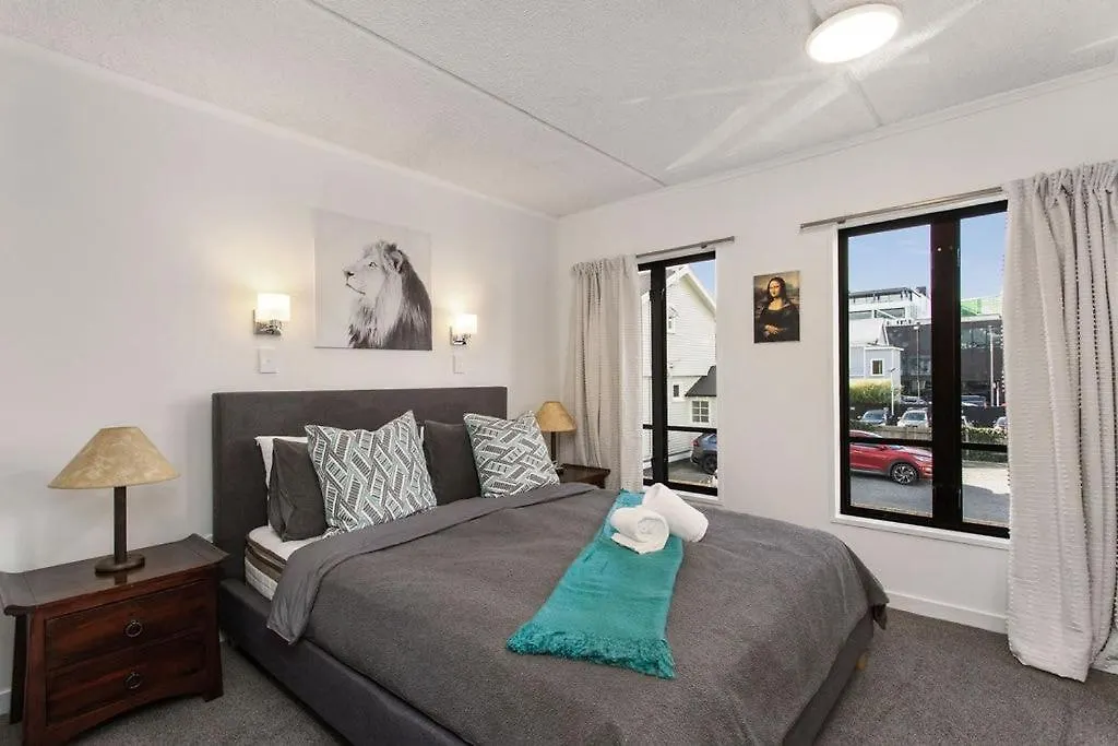 Location Cbd Close To Hospital And Hagley Park With Free Parking Christchurch Apartment
