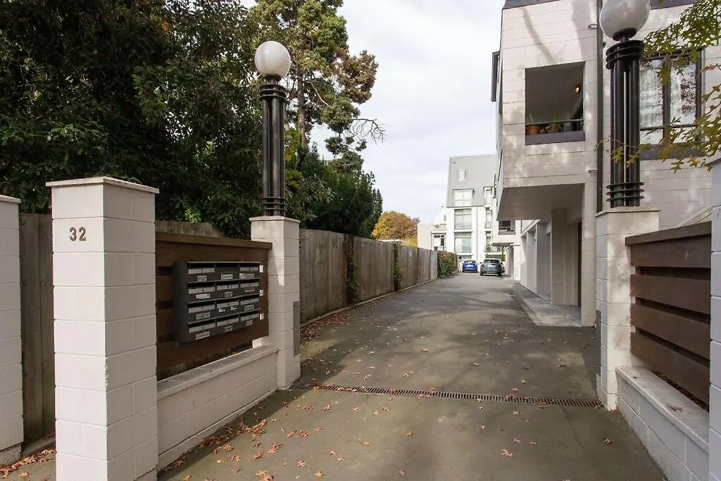 Apartment Location Cbd Close To Hospital And Hagley Park With Free Parking Christchurch